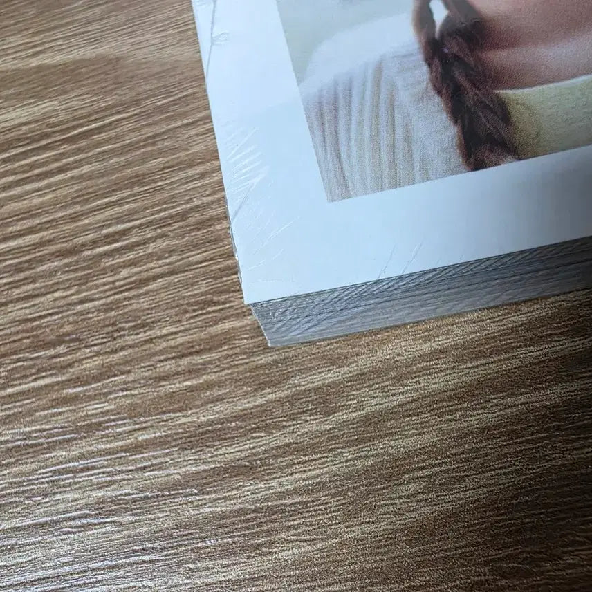 [BUNJANG] IZ*ONE Jo Yuri DICON Photobook / 아이즈원 조유리 디아이콘 화보집 포토북