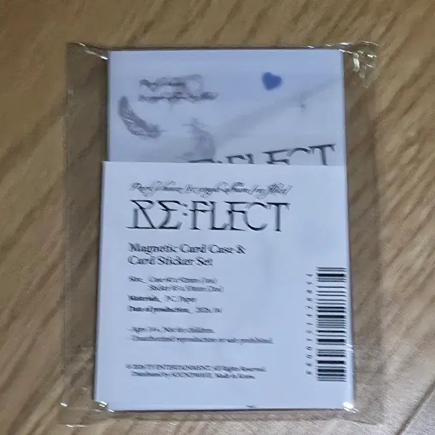[BUNJANG] RE:FLECT Card Case &amp; Card Sticker Set / RE:FLECT 카드케이스 &amp; 카드스티커 세트