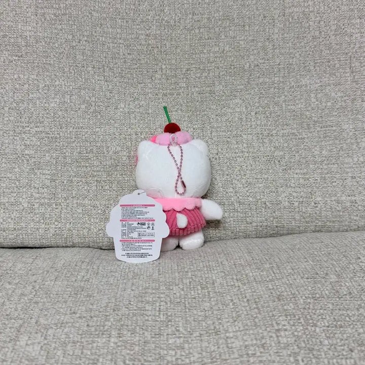[BUNJANG] Sanrio Hello Kitty Dessert 9cm Keyring Plush / 정품 산리오 헬로키티 디저트 9cm 키링 인형
