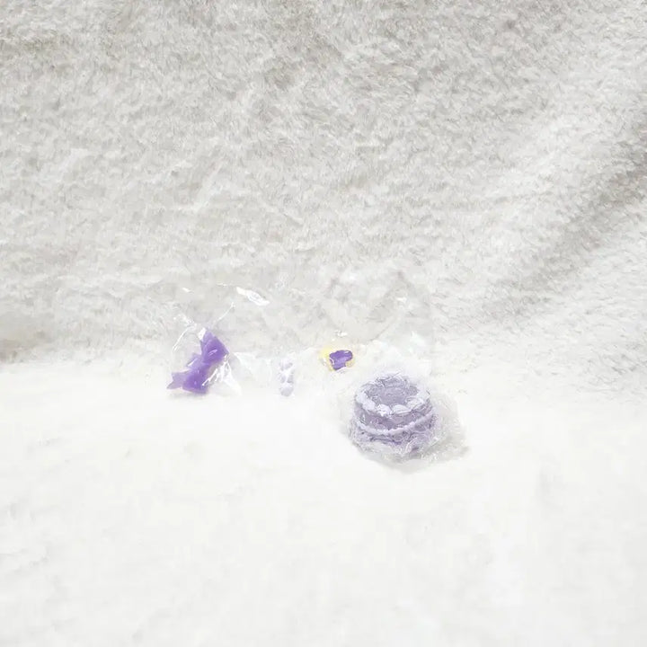 [BUNJANG] Unsealed Cake Light Mascot Gacha - Light Purple / [미개봉] 케이크 라이트 마스코트 가챠 연보라색