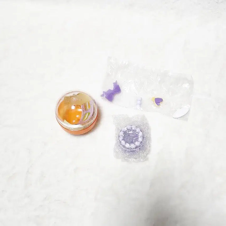 [BUNJANG] Unsealed Cake Light Mascot Gacha - Light Purple / [미개봉] 케이크 라이트 마스코트 가챠 연보라색