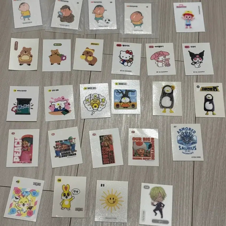 [BUNJANG] Assorted Sticker Collection - Squid Game, Mario, PENGSOO, Knotted, One Piece, Maenggu, Boreumi / 띠부씰 판매 (kbo/꽃카/산리오/오징어게임/마리오/펭수/노티드/원피스/맹구/보름이)