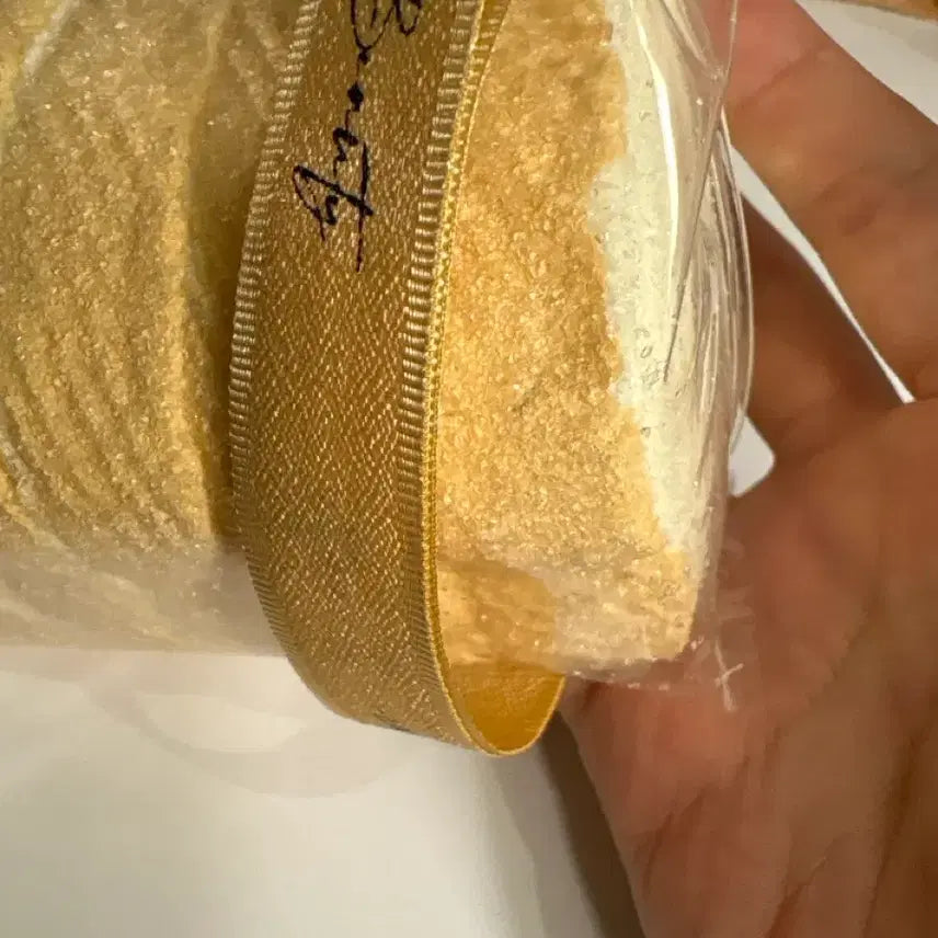 [BUNJANG] Custom Hello Kitty Bread Coin Purse / 택이네 키티식빵 설탕 커스텀