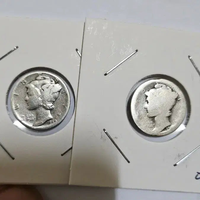 [BUNJANG] USA 1942 Mercury Dime Silver Coins (2-Piece Bundle) / (은화)미국 1942년 10센트 머큐리 다임 2개 일괄(동전.외국주화)06