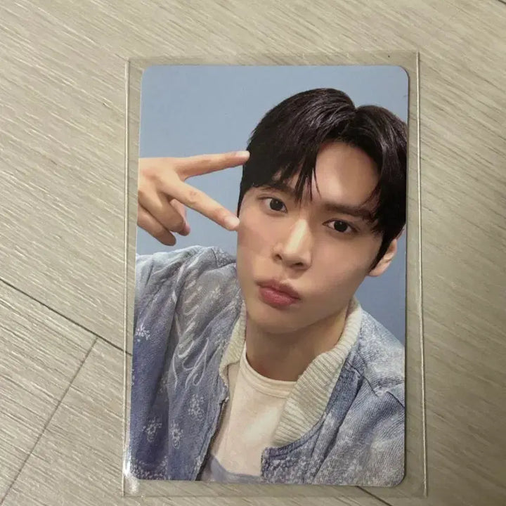 [BUNJANG] RIIZE Archive Eunseok Photocard / 라이즈 아카이브 은석 포카