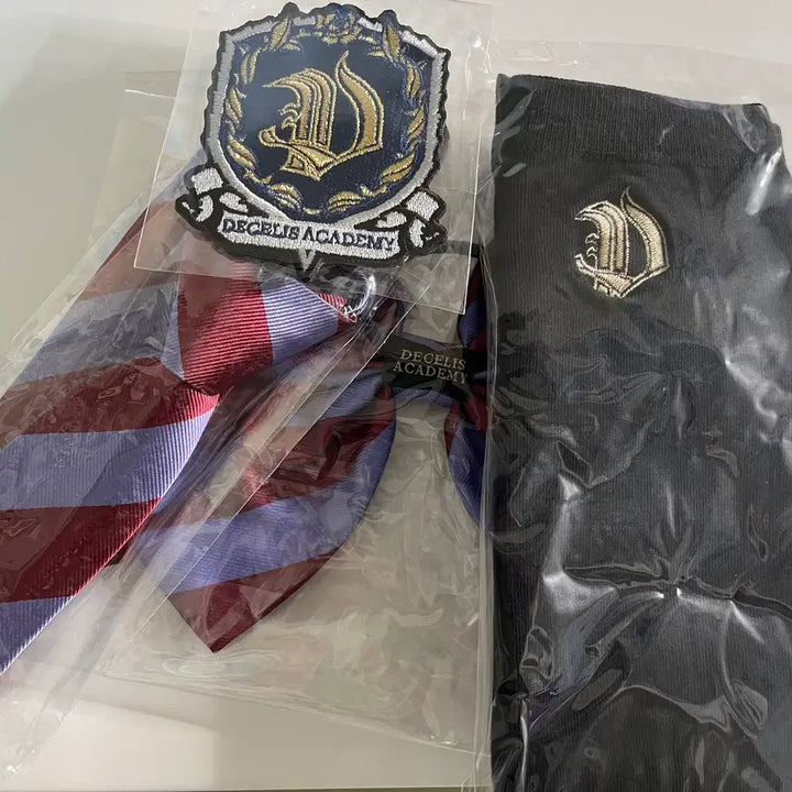 [BUNJANG] ENHYPEN Memorabilia Dark Moon Decebalus Uniform Kit / 엔하이픈 메모라빌리아 다크문 드셀리스 교복 키트 판매합니다