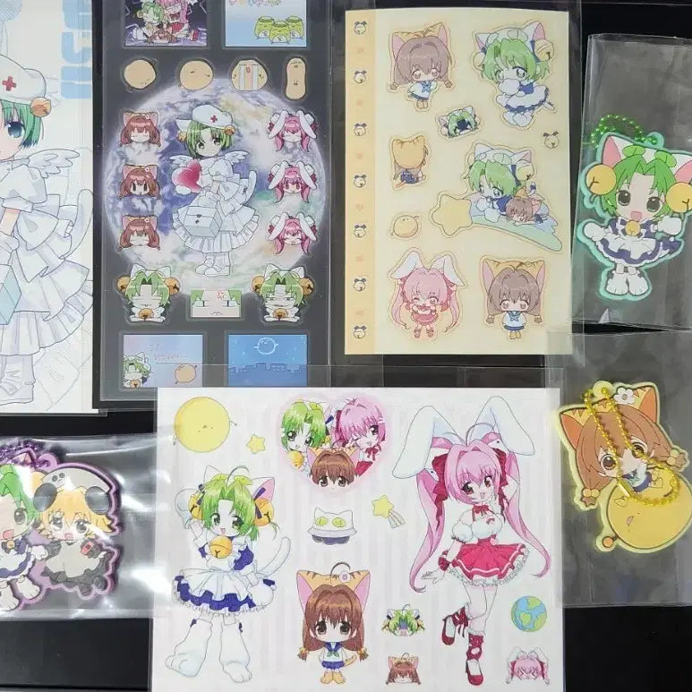 [BUNJANG] Di Gi Charat Unofficial Merchandise Bundle - Rubber Strap, Sticker, Postcard / 디지캐럿 비공굿 비공식 공식 러버스트랩 스티커 엽서 일괄 차옹복 럽피클럽 kimii