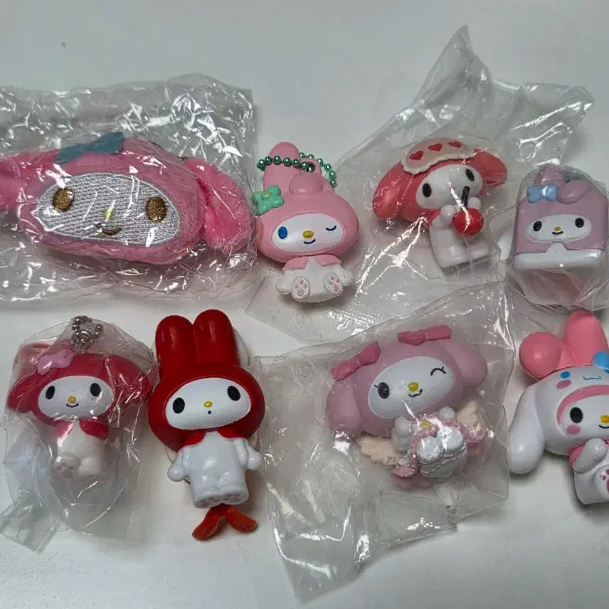 [BUNJANG] Sanrio My Melody Figure &amp; Keyring Bundle Set / 산리오 마이멜로디 피규어