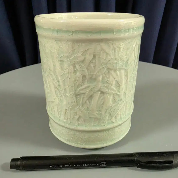 [BUNJANG] Master Ho Bongjang Songmo 1st Generation Intangible Cultural Asset Celadon Porcelain Pencil Holder / 1세대 원로 무형문화재 [호봉장송모] 백자 필통