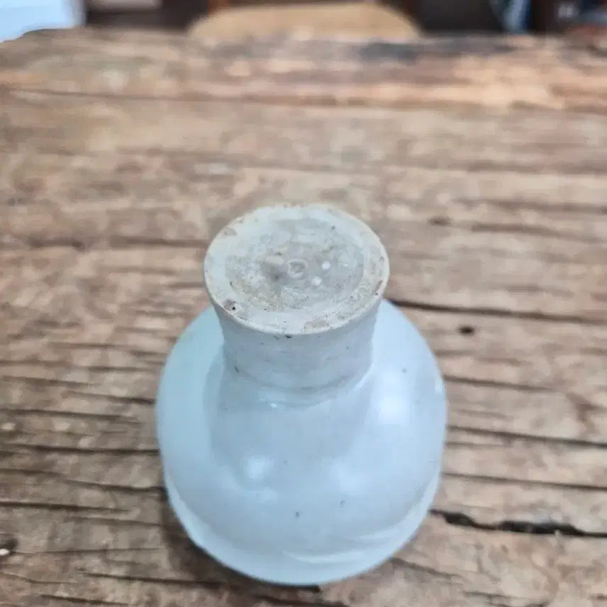 [BUNJANG] White Porcelain Carved Bamboo Cup / 백자 양각 매죽잔