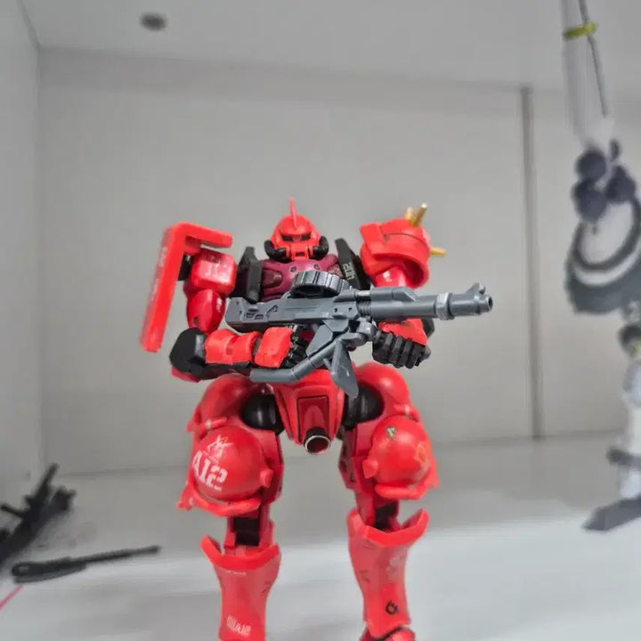 [BUNJANG] HG Zaku Custom Painted Model Kit / hg 지쿠악스 샤아 자쿠 커스텀 도색.