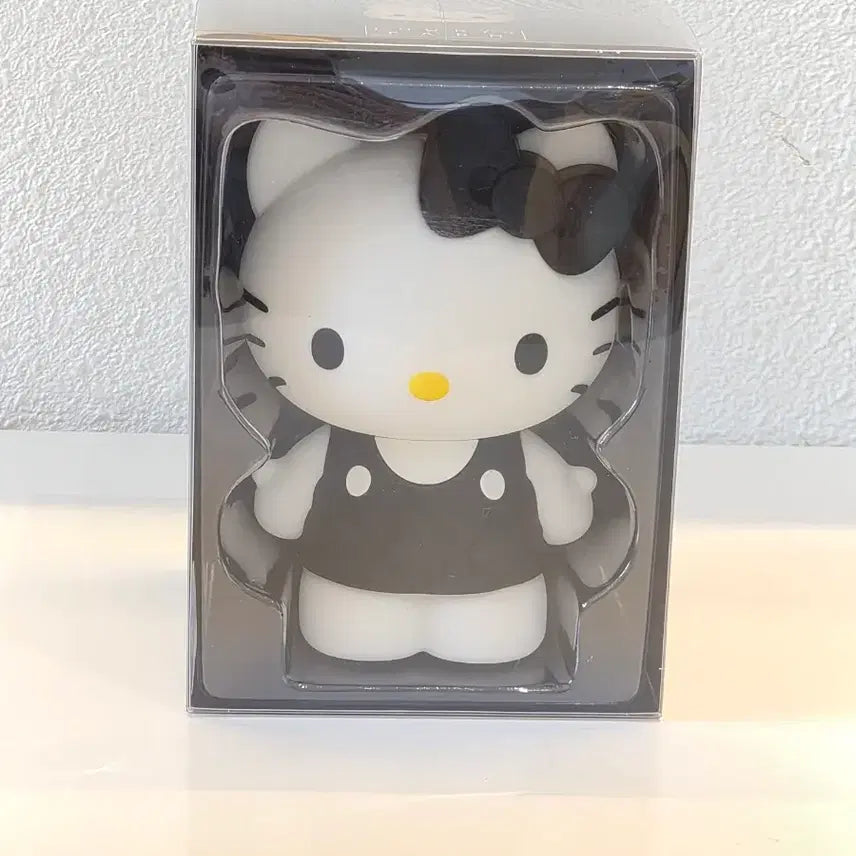 [BUNJANG] Loriz Farm Genuine Kitty Quilting Figure - Black / 정품)로리즈팜 키티 퀼팅피규어 블랙