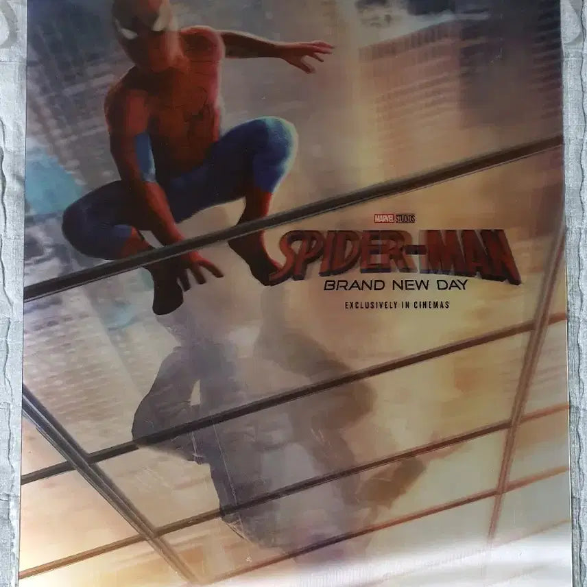 [BUNJANG] Spider-Man Poster Set (3 Types) + Pin Badge / 스파이더맨  조금하자있는 포스터 3종 세트+핀뱃지