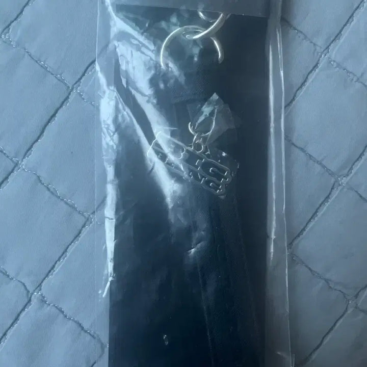 [BUNJANG] Bigbang Concert MD Unsealed Lightstick Hand Strap / 빅뱅 콘서트 MD 미개봉 응원봉 핸드스트랩