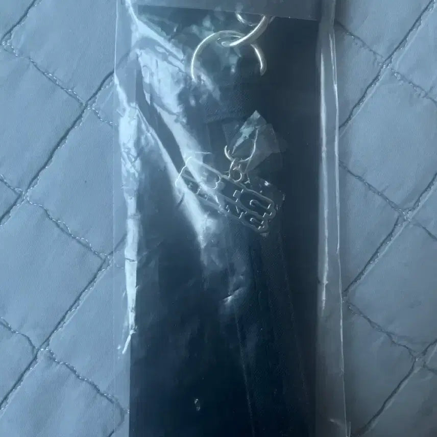 [BUNJANG] Bigbang Concert MD Unsealed Lightstick Hand Strap / 빅뱅 콘서트 MD 미개봉 응원봉 핸드스트랩