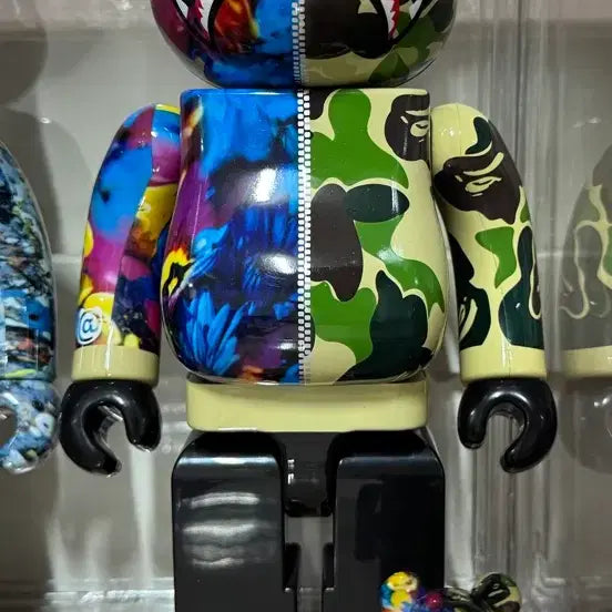[BUNJANG] VERDY x BAPE Bearbrick 400% + 100% / 니나가와 x 베이프 베어브릭 (400%+100%)