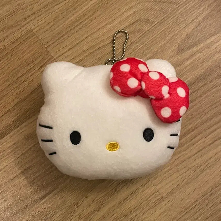 [BUNJANG] Hello Kitty Face Mascot Plush Keychain / 헬로키티 페이스 마스코트 인형 키링