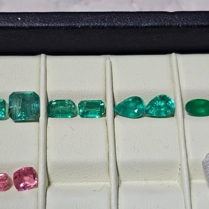 [BUNJANG] Pear Cut Emerald Set / 페어컷 에메랄드 세트