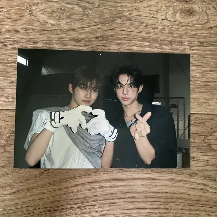 [BUNJANG] TWS Dohun Jihoon Huns Hunz Unit Postcard Set / 투어스 도훈 지훈 훈훈즈 시그 엽서 양도