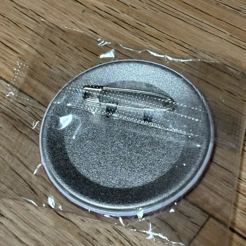 [BUNJANG] Chiikawa Badge / 치이카와 뱃지