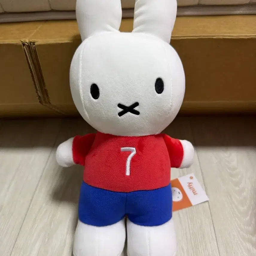[BUNJANG] Miffy World Cup Soccer Jersey Doll 
