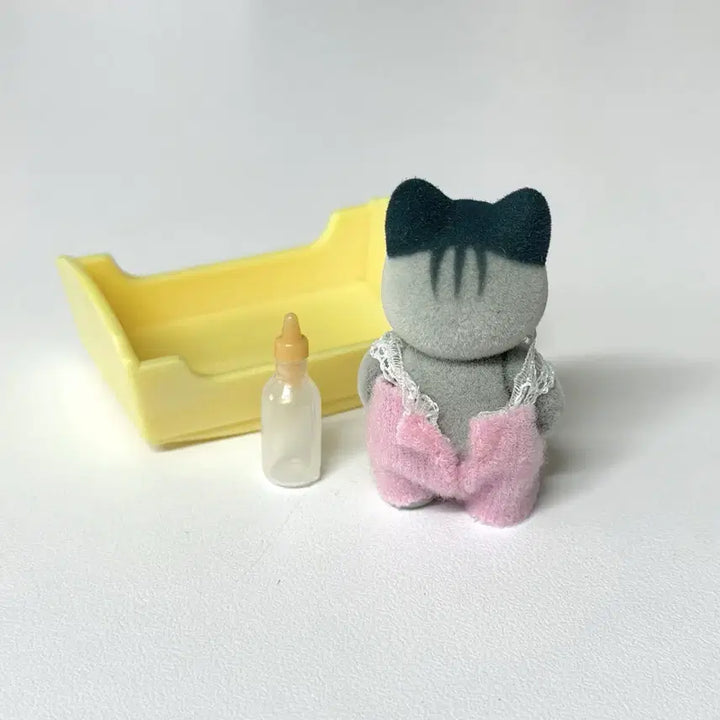 [BUNJANG] Sylvanian Families Old Classic Gray Cat / 실바니안 올드 고전 그레이캣 고양이