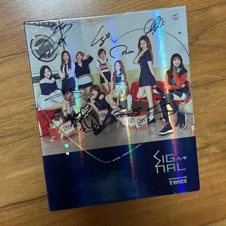 [BUNJANG] Twice Signed Signal Album / 트와이스 친필사인 앨범 시그널 비매