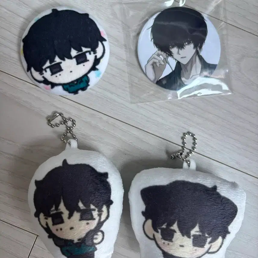 [BUNJANG] Seba Natsuki Cushion Keychain and Can Badge Set / 세바 나츠키 쿠션키링 및 캔뱃지