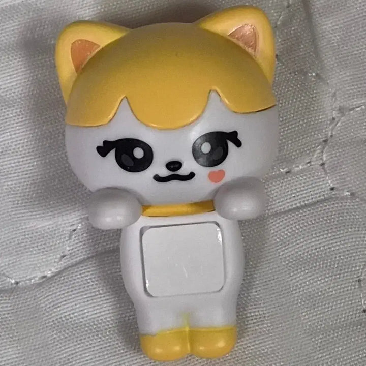 [BUNJANG] IVE MiniBricks Liz Cheese Hipper Phone Figure / 아이브 미니브 팝업 리즈 치즈 히퍼 핸드폰 피규어