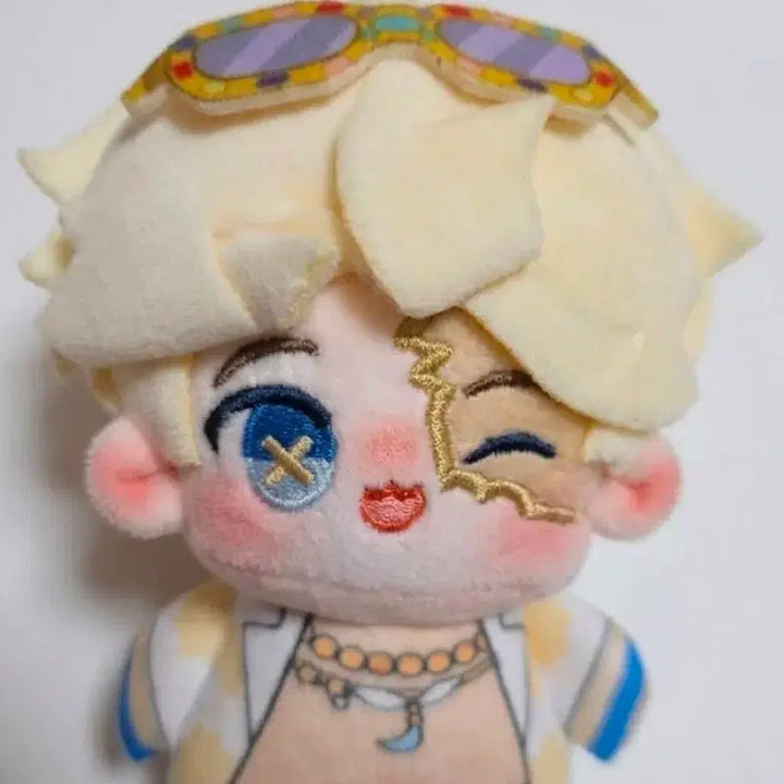 [BUNJANG] Identity V Explorer Summer Skin 10cm Plush Doll / 현물) 제5인격 탐사원 윙크! 10cm 미개봉