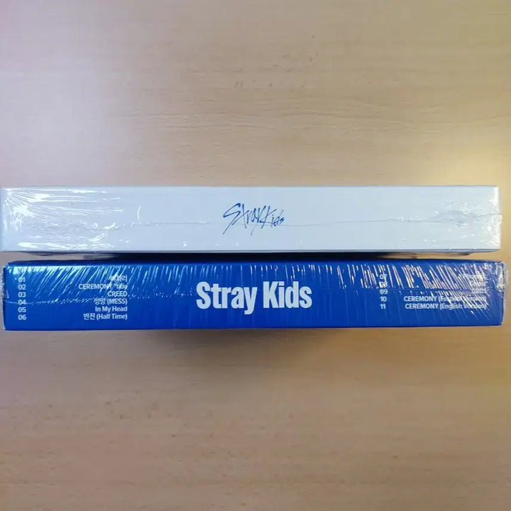 [BUNJANG] Stray Kids KARMA Regular Edition 2 Types Set (HOORAY + CEREMONY) Sealed / 스트레이키즈 KARMA 일반반 2종 세트. HOORAY 와 CEREMONY 완전 미개봉