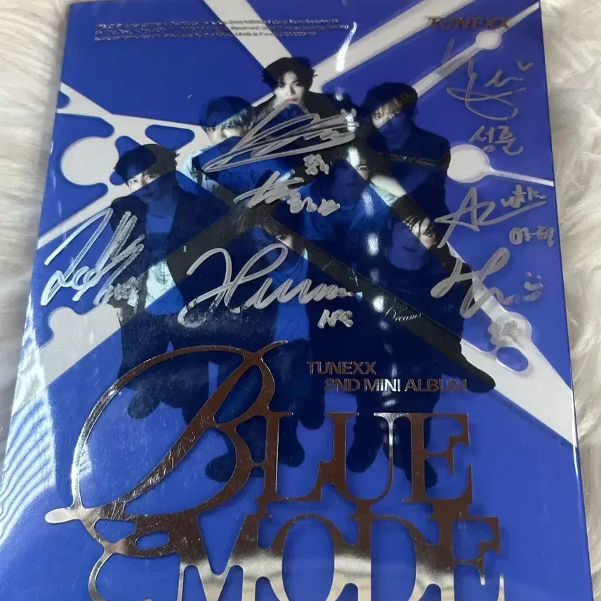 [BUNJANG] TUNEXX 2nd Mini Album Autographed Album / 튜넥스 TUNEXX 친필 싸인앨범