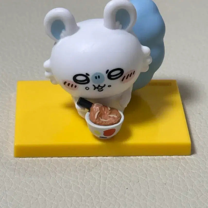 [BUNJANG] Chiikawa Momonga Matsuya Curry Figure / 치이카와 모몽가 마츠야 카레 피규어