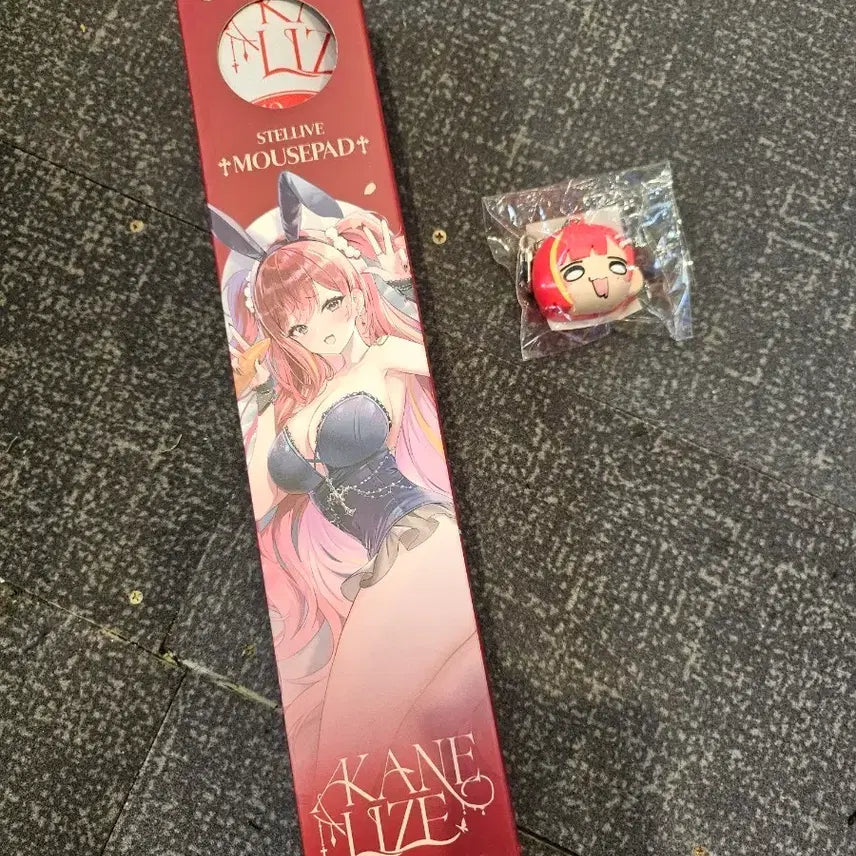 [BUNJANG] Stellive Canaryze Mousepad + Keyring Bundle Set / 스텔라이브 카네리제 마우스패드+키링 일괄 특가