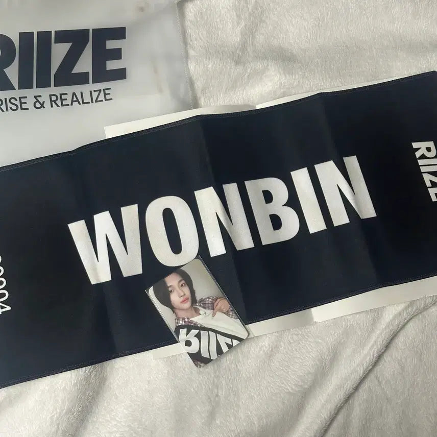 [BUNJANG] RIIZE Sungchan Popup Slogan Set with Photocard / 라이즈 팝업 슬로건 원빈 포카 포함