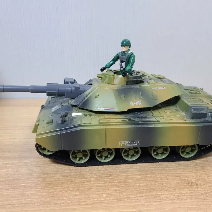 [BUNJANG] G.I. Joe MBT Tank with Figures / 지아이유격대 MBT 탱크와 인형