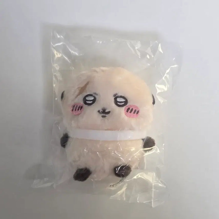 [BUNJANG] Chiikawa Nui Doll Mascot (Sitting Pose) / 치이카와 먼작귀 앉은누이 가챠 랏코