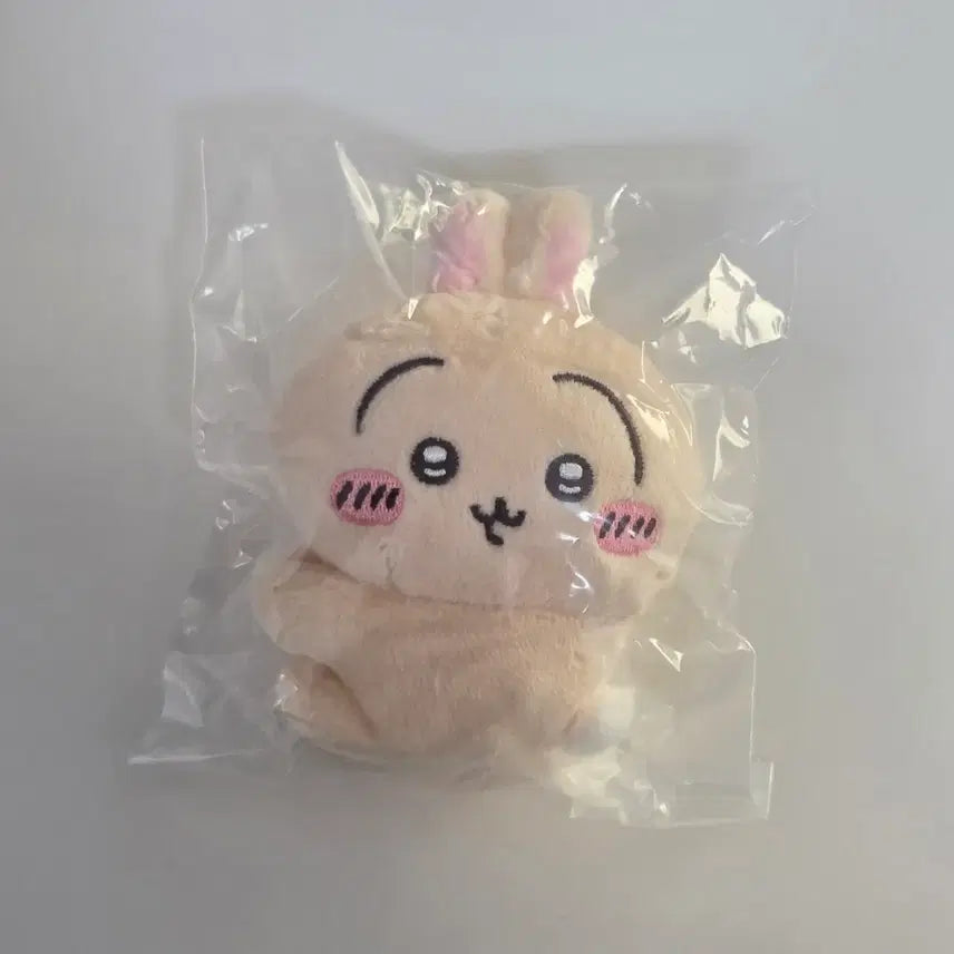 [BUNJANG] Chiikawa Usagi Clip Plush Mascot / 치이카와 먼작귀 클립 인형 가챠 우사기