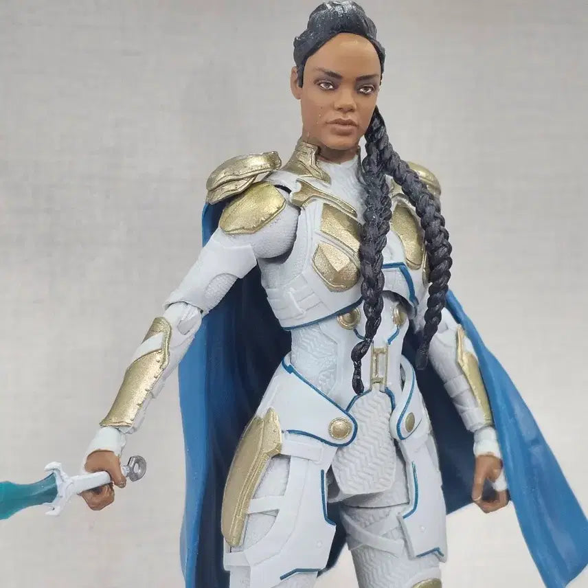 [BUNJANG] Marvel Legends Valkyrie Thor: Ragnarok Action Figure / 마블레전드 발키리 토르 라그나로크