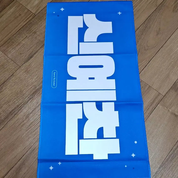 [BUNJANG] Lucy Shin Yechan Slogan / 루시(lucy) 신예찬 슬로건