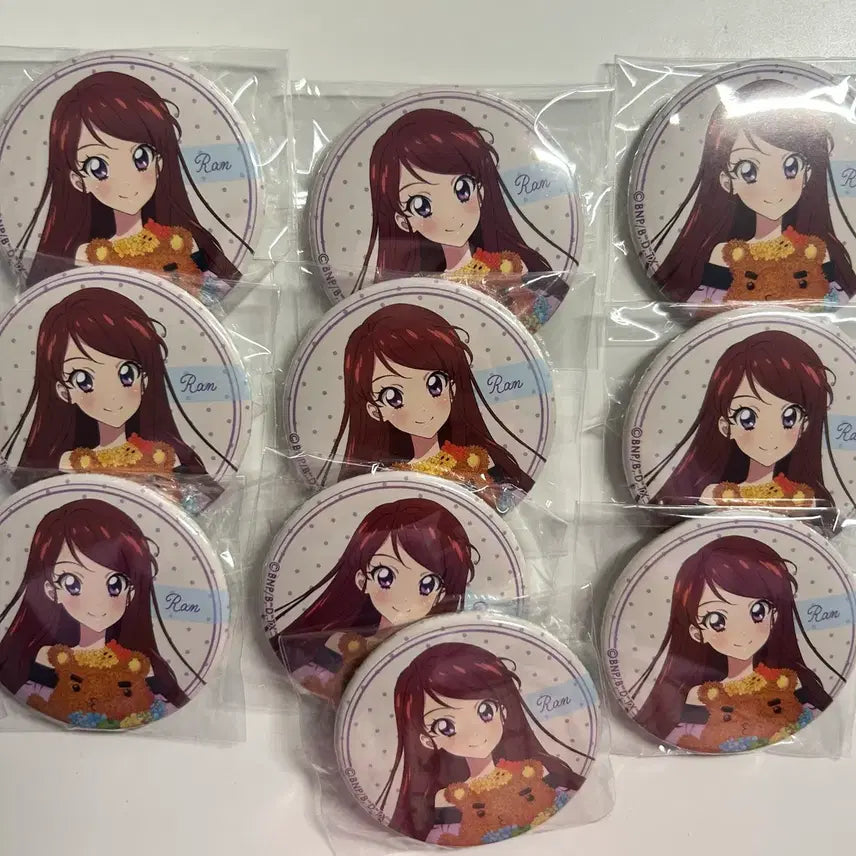 [BUNJANG] Aikatsu! Ran Flower Can Badge Set (10 pcs) / 아이카츠 아이엠스타 란 플라워 캔뱃지 10개