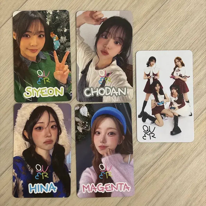 [BUNJANG] QWER Photocard Set (5 pcs) / QWER 플스 포카 (5장 세트)