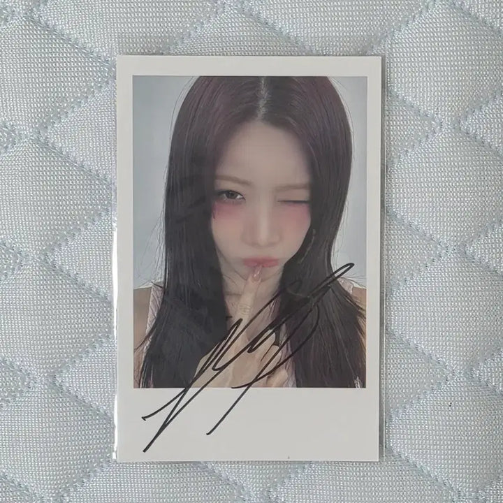 [BUNJANG] ARTMS Kim Lip Icarus Studio Signed Photocard / ARTMS 김립 이카루스 공방 싸인포카