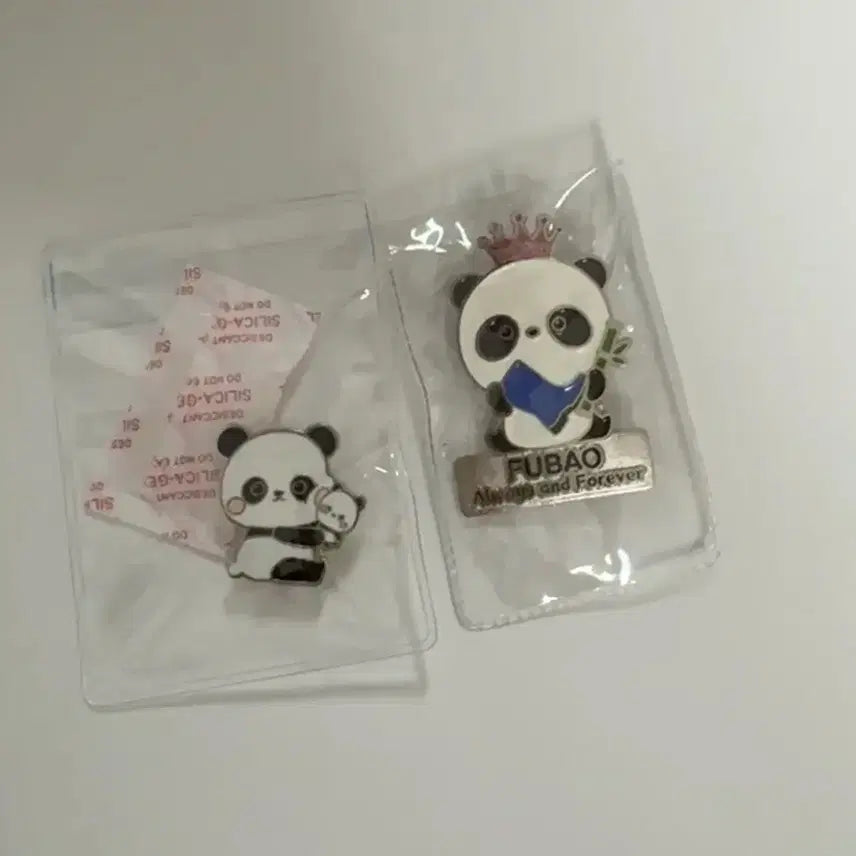 [BUNJANG] Fu Bao Badge Bundle Set / 푸바오 뱃지 일괄판매