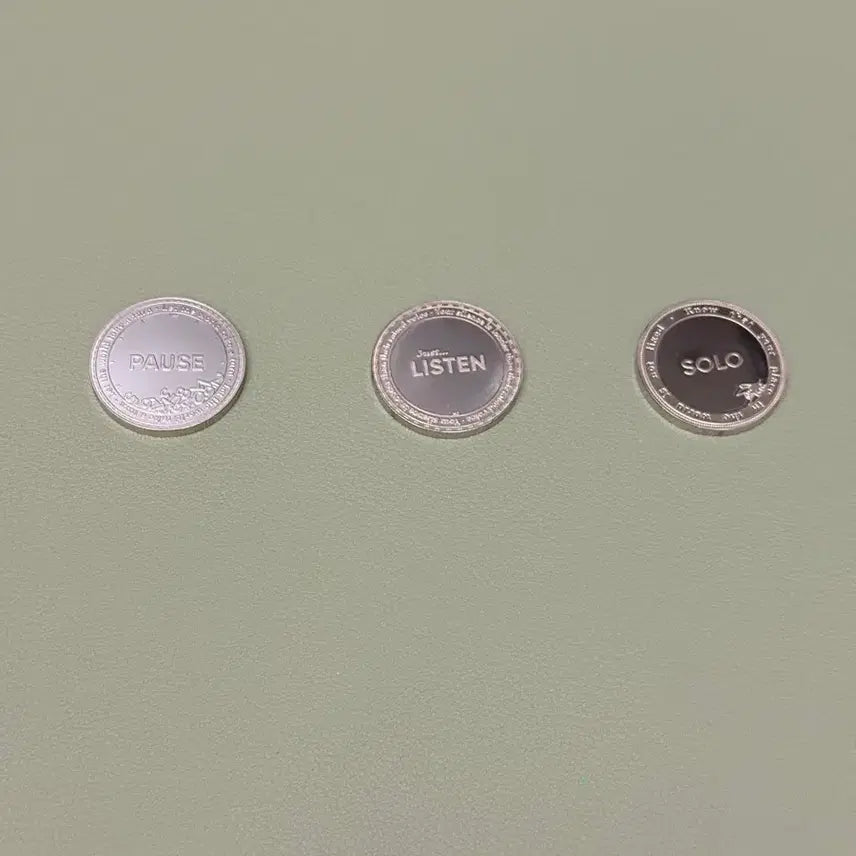 [BUNJANG] PAUSE The Find Seoul Ryan Gander Coin / PAUSE 더 파인드 서울  라이언 갠더 코인 the find seoul