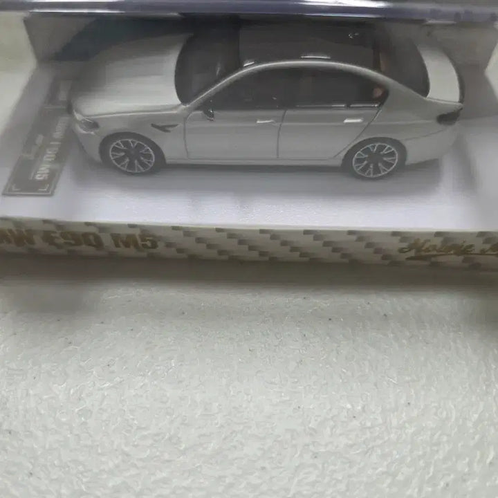 [BUNJANG] Howie 1:64 F90 M5 Sealed Bundle Set / howie 1:64 F90 M5 미개봉품 일괄 택포7