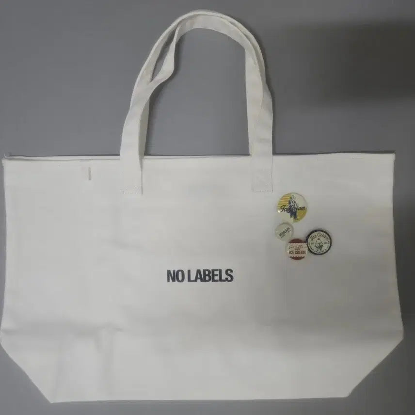[BUNJANG] TXT Yeonjun Canvas Bag + Pin Badge Set A / 연준 파트2 아이스크림 팝업 캔버스백 + 핀뱃지A 세트