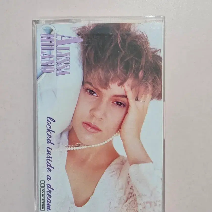 [BUNJANG] Alyssa Milano Locked Inside a Dream Cassette Tape (Unsealed) / A.[개봉/카세트테이프] 앨리사 밀라노 locked inside a dream