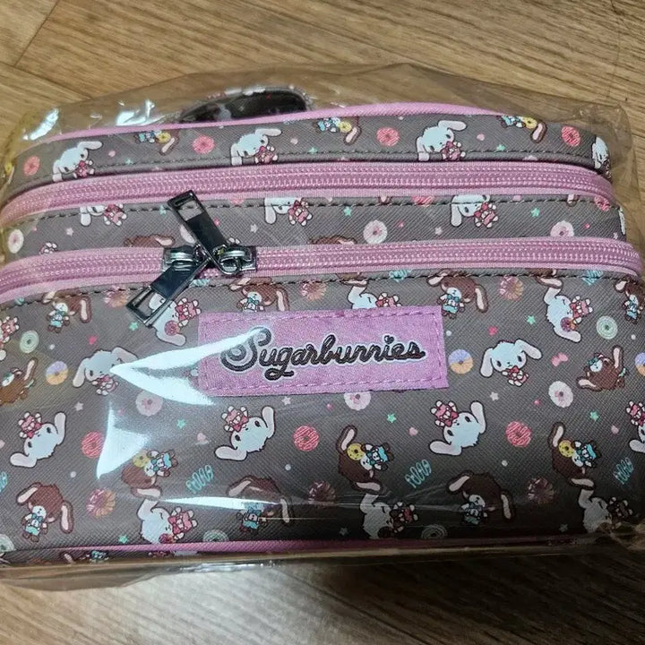 [BUNJANG] Sugar Bunnies 2-Tier Pouch / 슈가바니즈 2단 파우치 판매합니다
