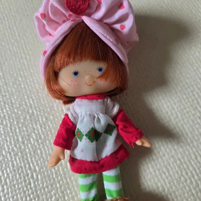 [BUNJANG] Strawberry Shortcake Plush / 스트로베리 쇼트케이크 인형